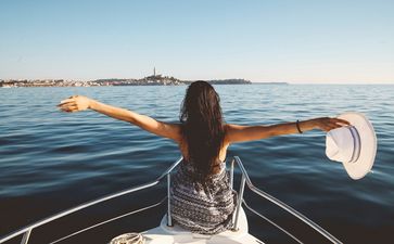 The owner of a Christmas Millionaire raffle ticket has just SEVEN DAYS to claim €1m