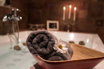 Soaking in a hot bath is AS GOOD as exercising, you don’t have to tell us twice!