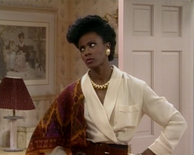 Janet Hubert, Aunt Viv from Fresh Prince, has lashed out at the reunion photo