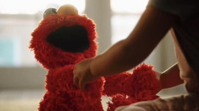 There’s a furless Tickle Me Elmo and it’s terrifying the internet