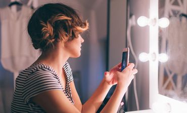 Modelling agencies warn frauds are seeking revealing pictures of girls