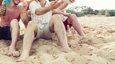 PIC: Irish fella on his stag learns the dangers of pre-wedding sunburn