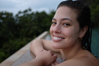‘My mom taught me it wasn’t an issue’: Ashley Graham on accepting her curves