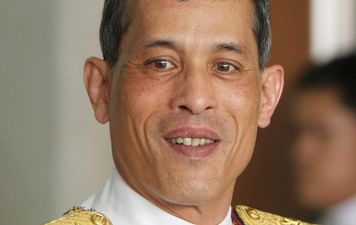 8 BONKERS facts about the King of Thailand