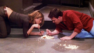 This cashew nut VEGAN cream cake is the perfect Sunday night treat