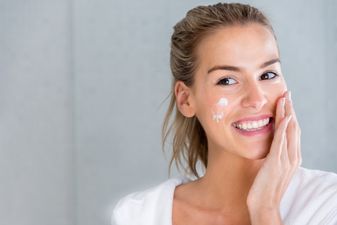 Here’s how soon you should put on moisturiser after cleansing
