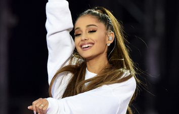 Fans speculate Ariana Grande’s engaged after last night’s performance