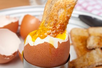 Kitchen hack: How to peel a boiled egg in seconds