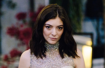 Jamie Oliver calls Lorde ‘babe’ in the weirdest Instagram comment ever
