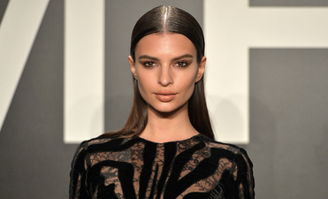 Emily Ratajkowski: ‘My boobs are preventing me from getting jobs’