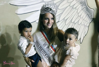 Simon Zebo’s partner has won a major modelling competition