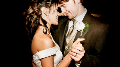 These are the songs that DJs REFUSE to play at weddings