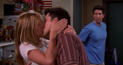 Jennifer Aniston weighs in on THAT Joey-Rachel Friends fan theory