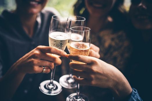 Gals - use this trick to make even the cheapest prosecco taste absolutely gorge