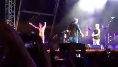 One of Electric Picnic’s biggest acts dealt with this streaker in the best way