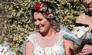 This bride had a bouquet of doughnuts for her wedding and it looked delish
