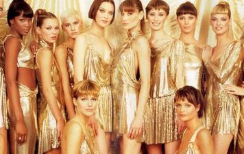 Versace Golden Girls walk the runway 20 years on and they look stunning