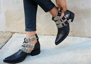 Yee-haw… cowboy boots are BACK and better than ever before