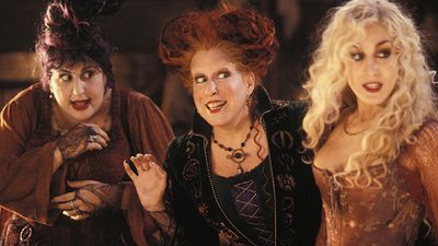 This Hocus Pocus drinking game will make your night ten times better