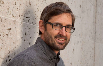 This Louis Theroux meme account is so funny you will be hooked