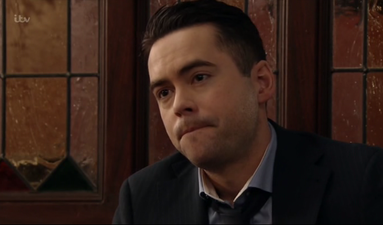 Viewers noticed the same thing in Todd Grimshaw’s scene on Corrie