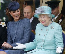 There is the really impressive reason why Queen Elizabeth always carries a handbag