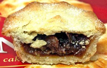 This is the exact mince pie that the royal family eat at Christmas