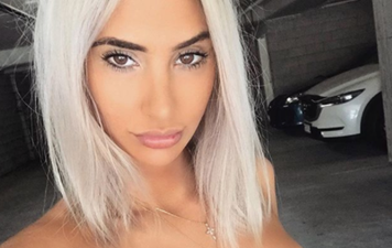 Blogger shows the harsh effect of endometriosis on her skin