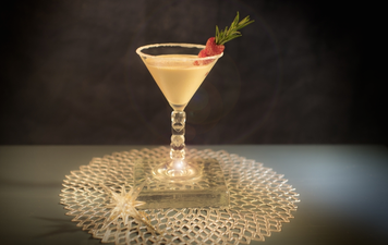 We’ll be making this festive cocktail on repeat all Christmas