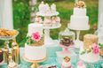 Expert says brides want THIS type of cake for 2018 weddings