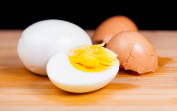 You’ll never want to heat your eggs up in the microwave after hearing this