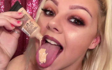 MUAs are putting make-up on their tongues and it’s all a bit mad