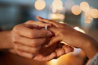 Airport helps you hide engagement ring from your SO when flying