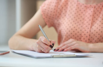 Daughter pens obituary for father that’s both heartbreaking and very funny