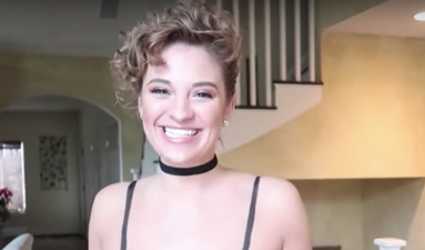 A woman went on a Tinder date completely naked and she’s braver than we’ll ever be