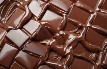 A woman turned her placenta into chocolates and people are confused