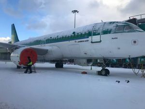Dublin Airport fully operational after snow forces suspension of runway services