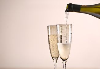 Ever wondered what Prosecco the colour looked like? Now you know