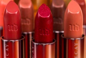 Debenhams has a massive Urban Decay sale on and ALL products are reduced