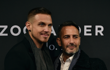 Marc Jacobs has gotten engaged and a flash mob was involved