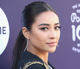 Pretty Little Liars’ Shay Mitchell accused of faking vacation Instagram posts