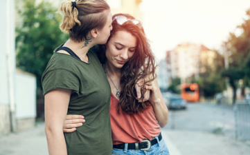 Single and don’t want to be? A relationship expert thinks they know why