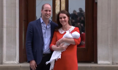 Prince William and Kate Middleton leave the Lindo Wing with new baby boy