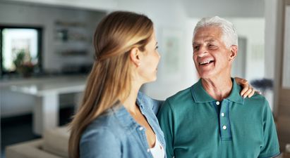 Woman crowdfunding €2,200 flight to go to New Zealand to meet biological dad