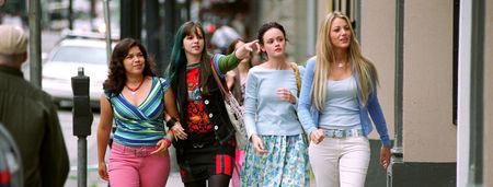 There’s some brilliant news for fans of the Sisterhood of the Traveling Pants