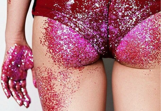 It seems like glitter bums are the new festival accessory