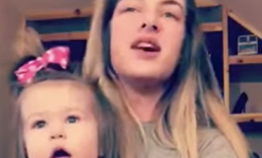 One-year-old Irish girl blown away by her mammy’s singing voice