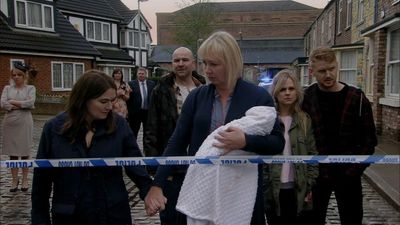 Coronation Street character not leaving Weatherfield – despite ‘exit’ airing