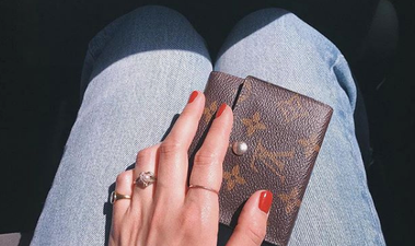 You can save your Shellac manicure in two seconds flat with this super simple trick