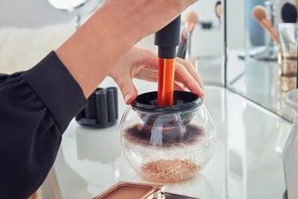 Hurrah! Penneys is now selling StylPro brush cleaner dupe for €10